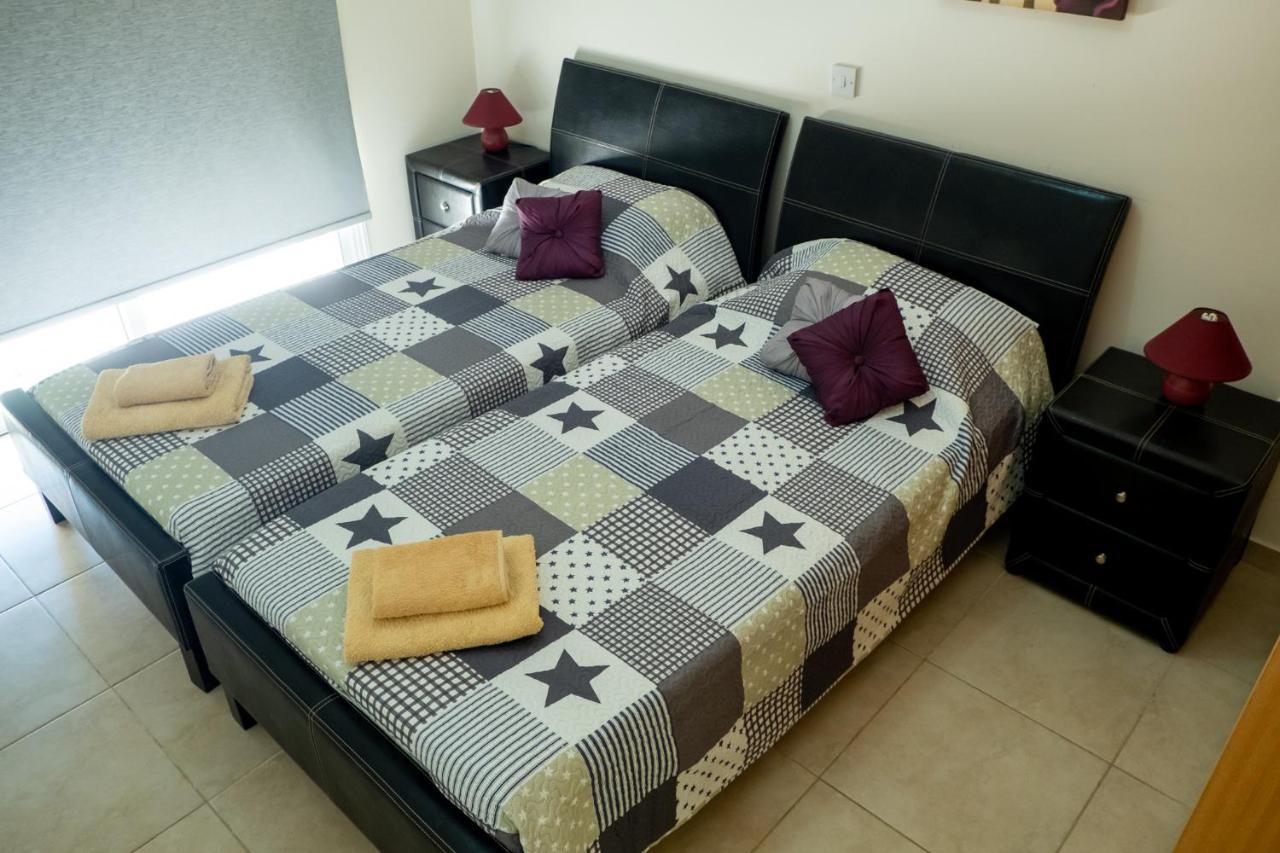 Stylish 2 Bedroom Apartment In Pegia Peyia Exterior photo