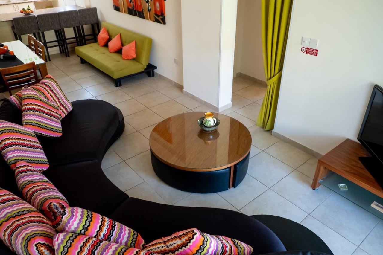 Stylish 2 Bedroom Apartment In Pegia Peyia Exterior photo